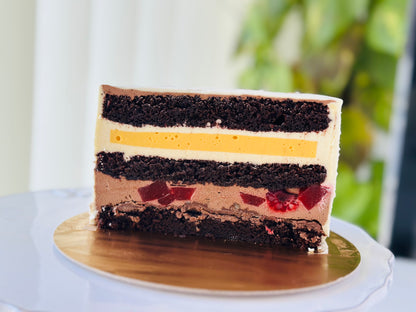 Tort ciocolată, zmeură și fructul pasiunii -Bento cake