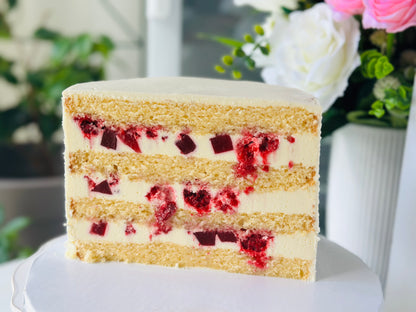 Raspberry vanilla Cake