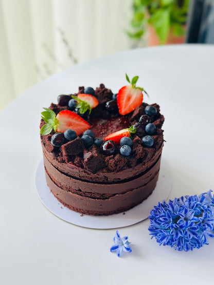 Tort Vegan( de post) cu ciocolată și vișine